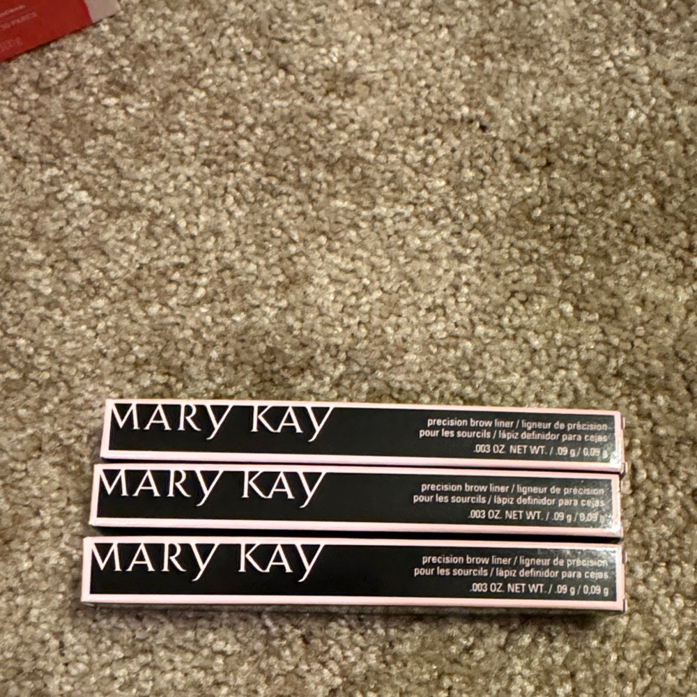 Mary Kay Precision Brow Liner - Dark Blonde 
New accidentally doubled order.